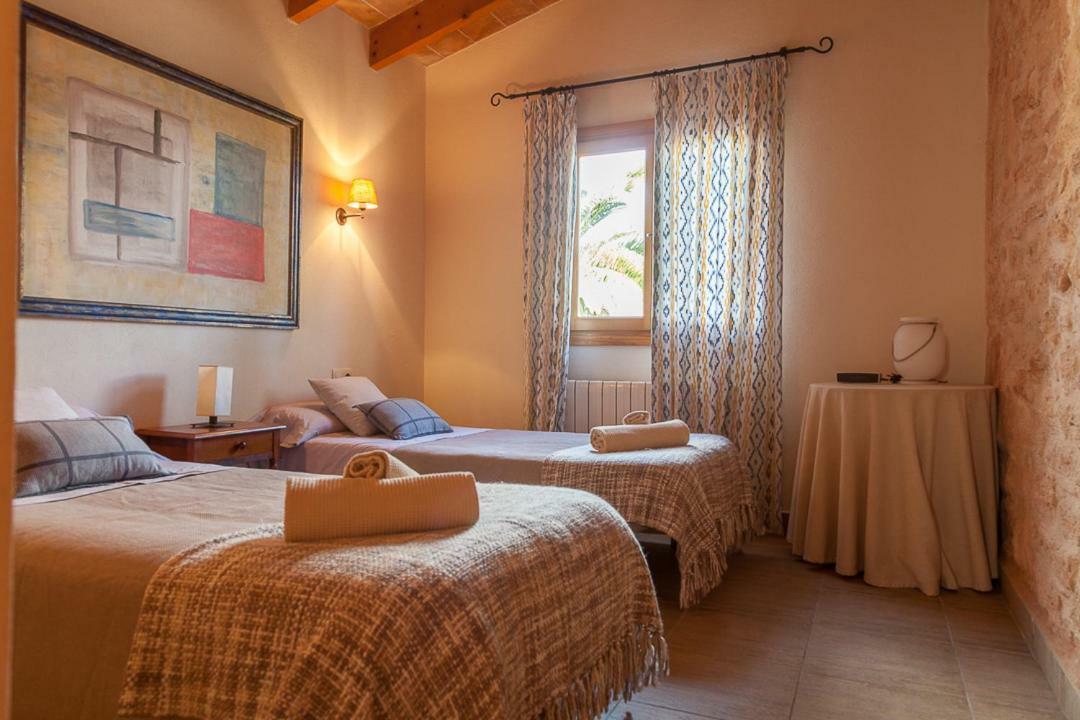 Es Moli De Na Sebastiana Villa Ses Salines  Eksteriør bilde